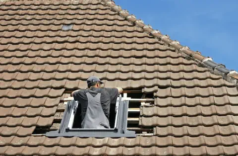 Pose de velux - Saint-Amans-Valtoret